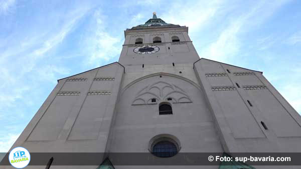 Munich Sightseeing St. Peter's Church