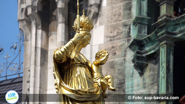 Munich Sightseeing marian column - Whats Up Bavaria Eps.1